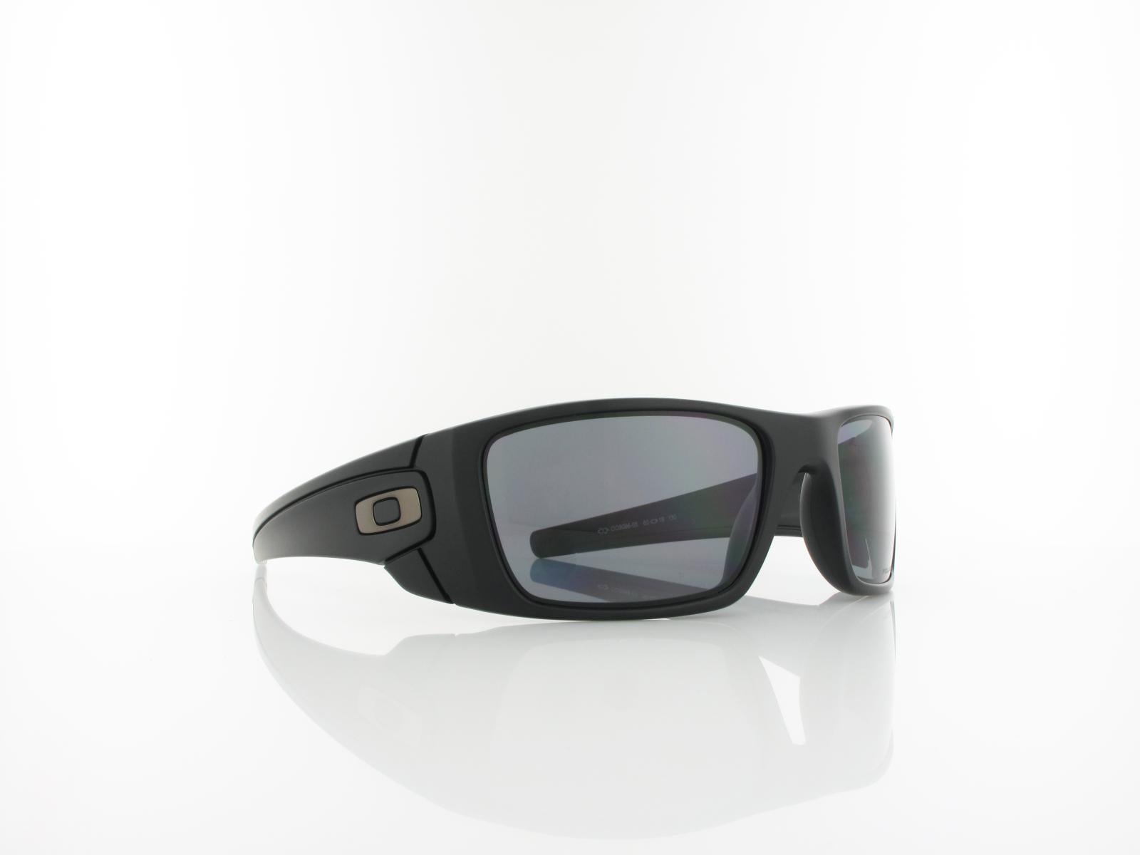 Oakley | Fuel Cell OO9096 05 60 | matte black / grey polarized
